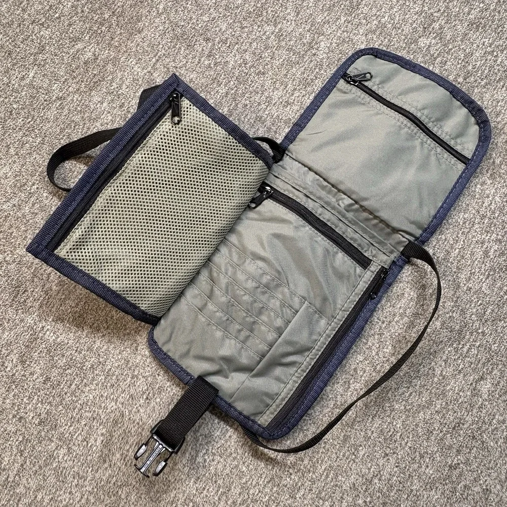 Vintage Nike Crossbody Bag Travel PouchMens Blue Gorpcore Techwear Wallet Y2K
